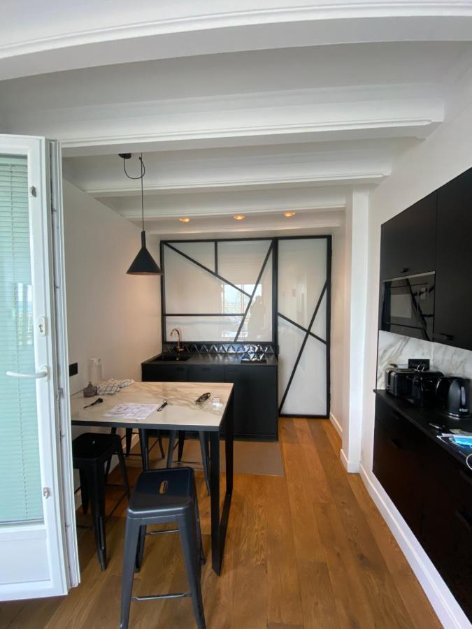 Appartement Face Mer Avec Terrasse Et Parking Trouville-sur-Mer Luaran gambar