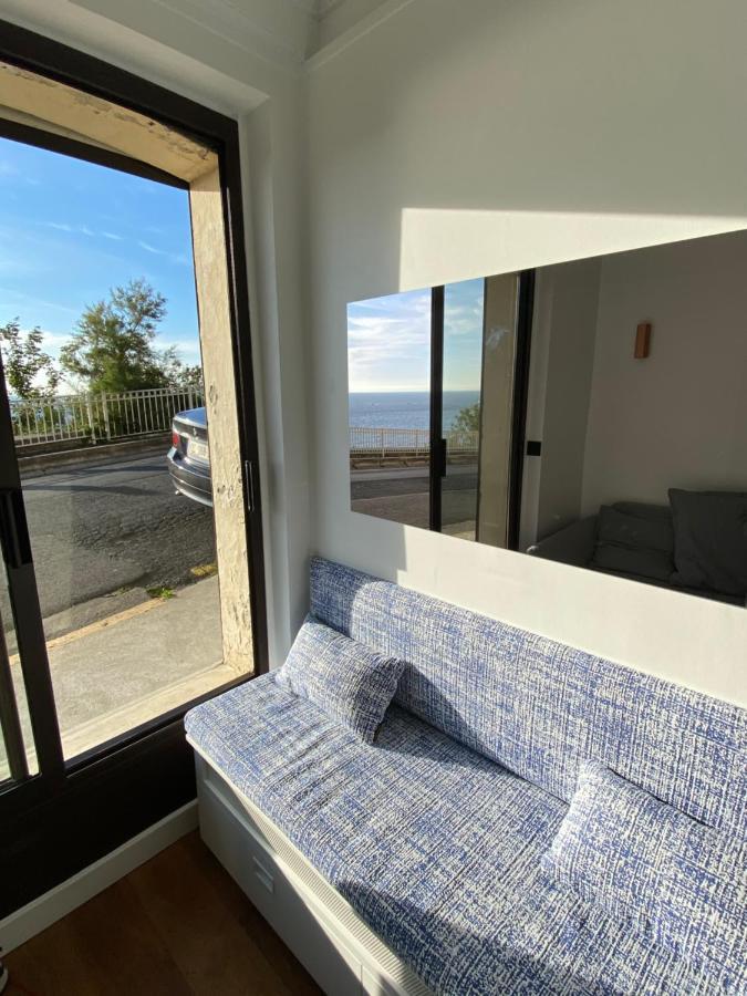 Appartement Face Mer Avec Terrasse Et Parking Trouville-sur-Mer Luaran gambar